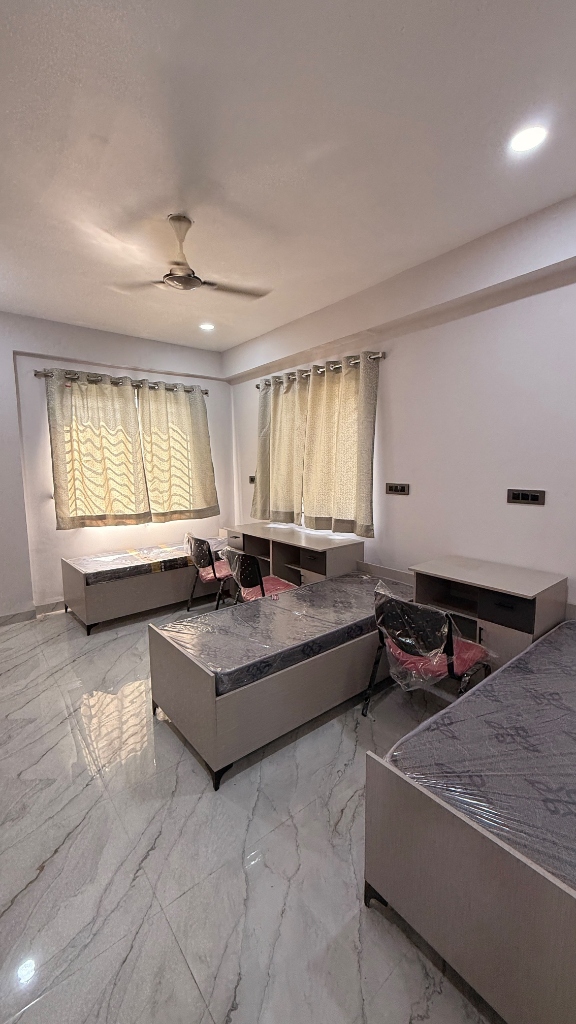 Stayzen Palasia Premium Room - Stanza Living Alternative Indore